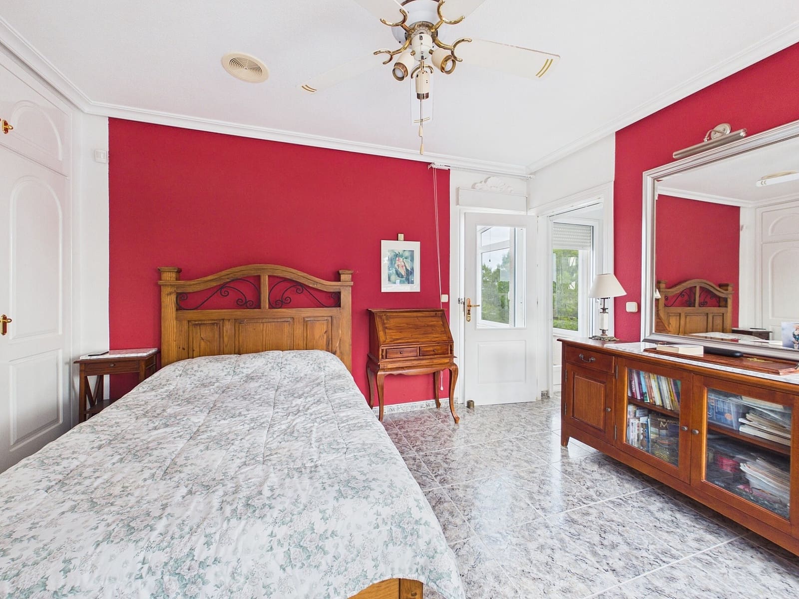 5 bedroom Villa for sale in Pinar de Campoverde with pool garage - € 460,000 (Ref: 10163506)