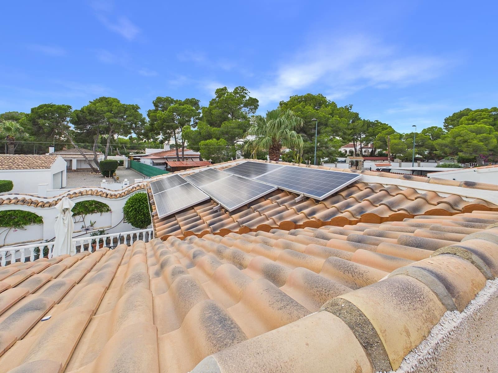 5 bedroom Villa for sale in Pinar de Campoverde with pool garage - € 460,000 (Ref: 10163506)