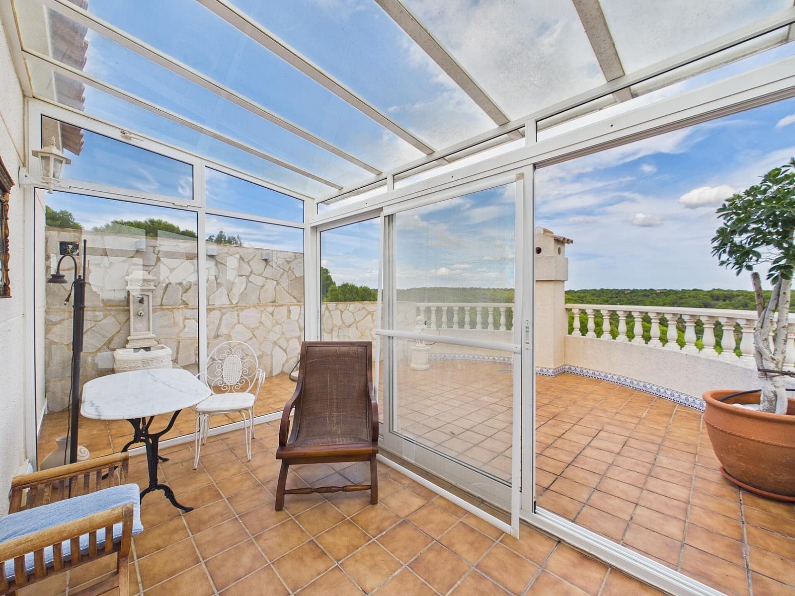 5 bedroom Villa for sale in Pinar de Campoverde with pool garage - € 460,000 (Ref: 10163506)
