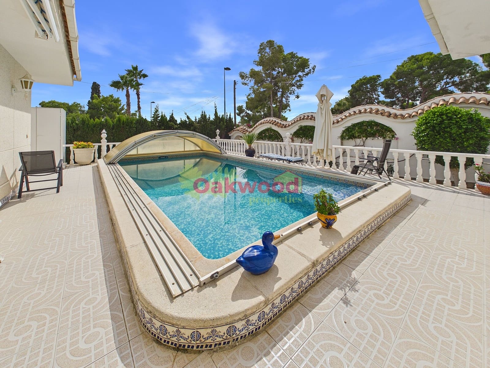 5 bedroom Villa for sale in Pinar de Campoverde with pool garage - € 460,000 (Ref: 10163506)