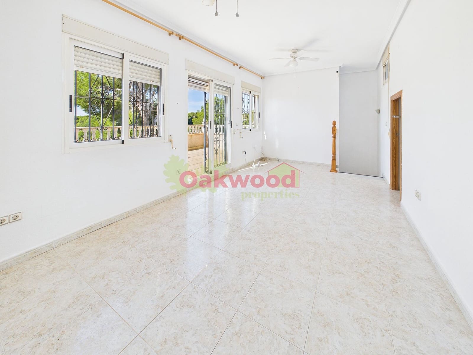 3 sypialnia Willa na sprzedaż w Pilar de la Horadada z basenem - 299 000 € (Ref: 10181622)