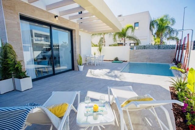 3 bedroom Villa for sale in Los Montesinos with pool - € 362,000 (Ref: 6685488)