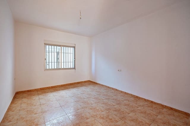 12 soveværelse Villa til salg i Los Laneros, Cortes de Baza med swimmingpool garage - € 115.000 (Ref: 6746340)