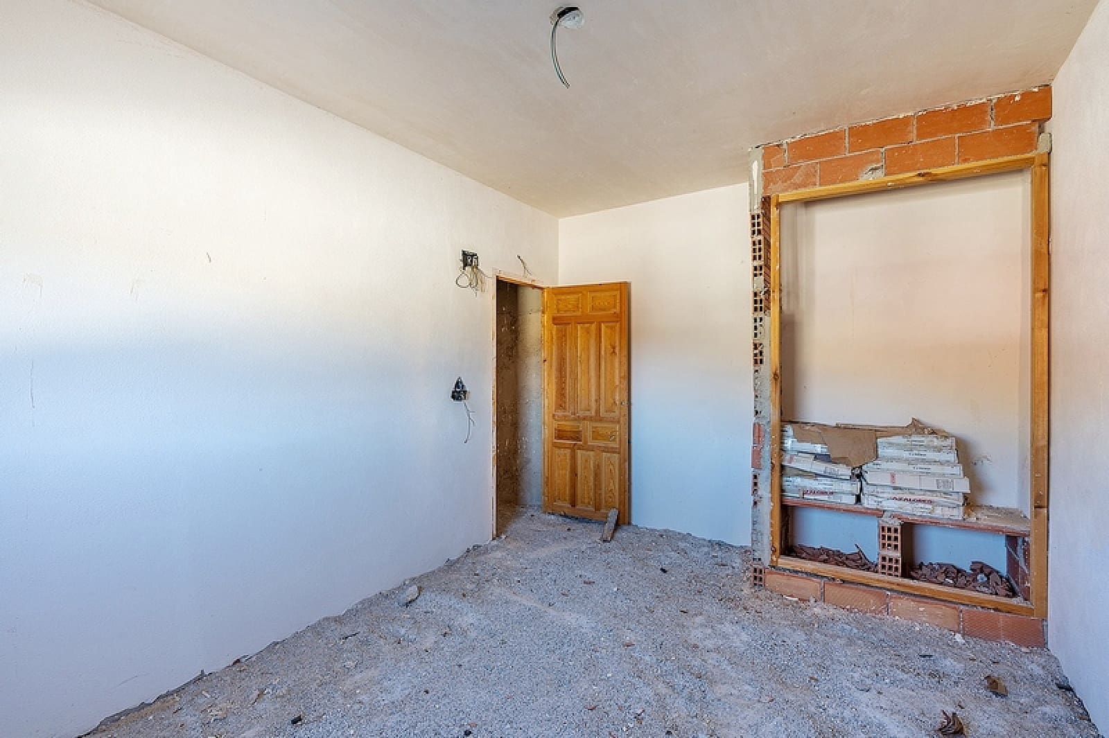 12 slaapkamer Villa te koop in Los Laneros met zwembad garage - € 115.000 (Ref: 6746340)