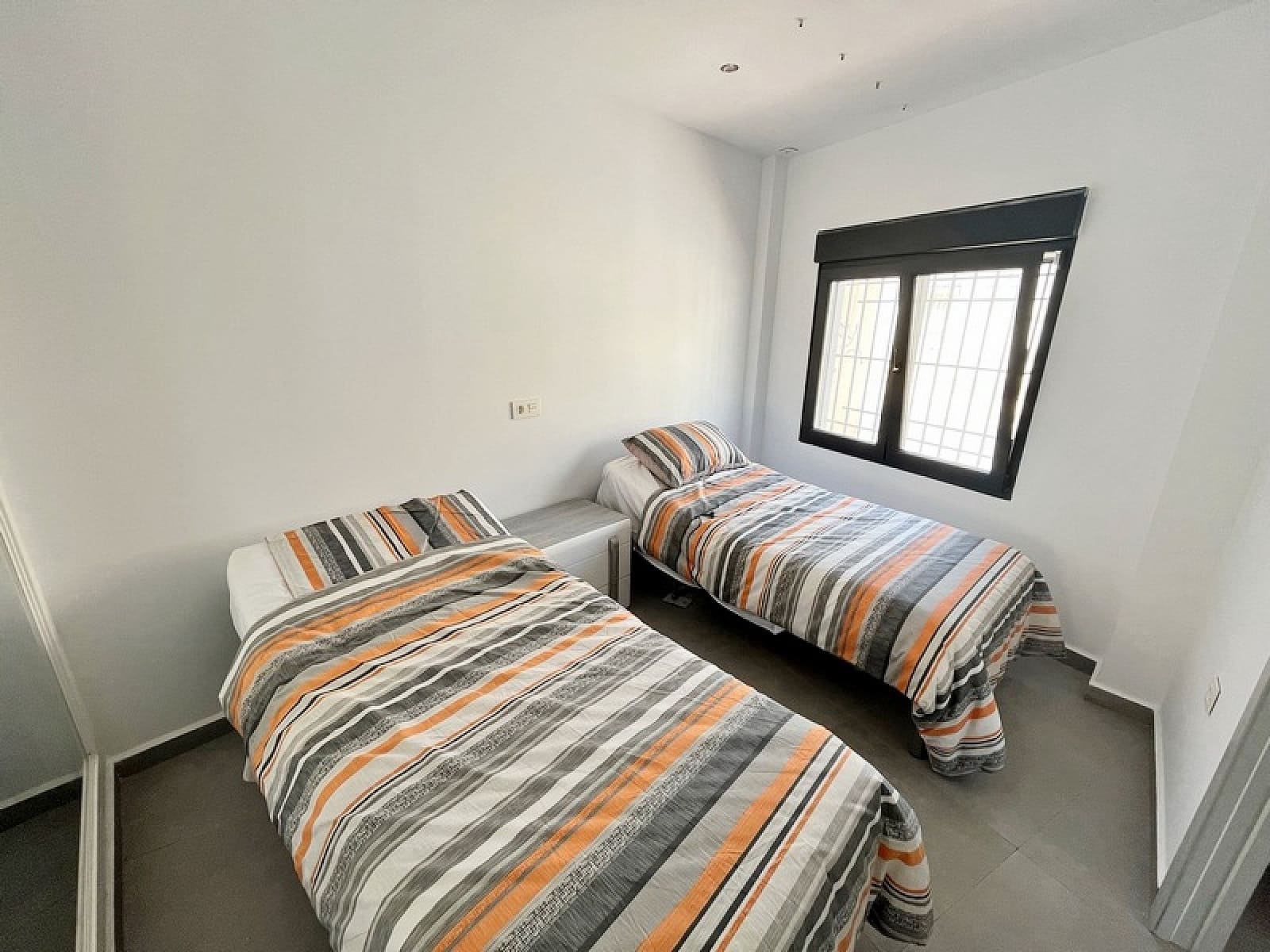 4 slaapkamer Halfvrijstaande villa te koop in Lo Pagan met zwembad - € 449.000 (Ref: 6859686)