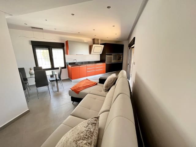 4 slaapkamer Halfvrijstaande villa te koop in Lo Pagan, San Pedro del Pinatar met zwembad - € 449.000 (Ref: 6859686)