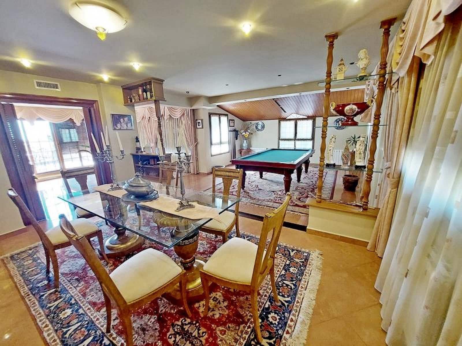 5 soverom Villa til salgs i Cabo Roig med svømmebasseng garasje - € 1 600 000 (Ref: 7078836)