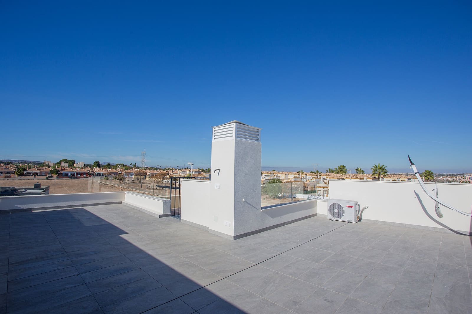 Chalet de 3 habitaciones en Los Montesinos en venta con piscina - 356.900 € (Ref: 7692354)