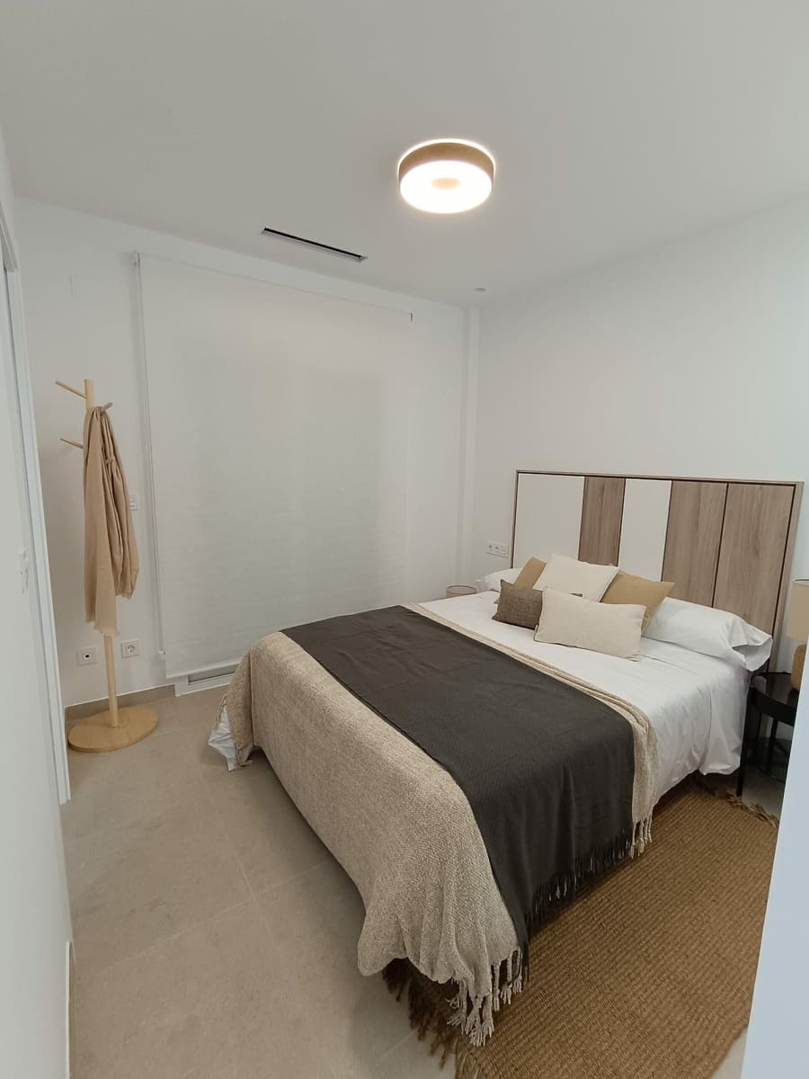 3 bedroom Villa for sale in Pilar de la Horadada with pool - € 439,000 (Ref: 7742282)