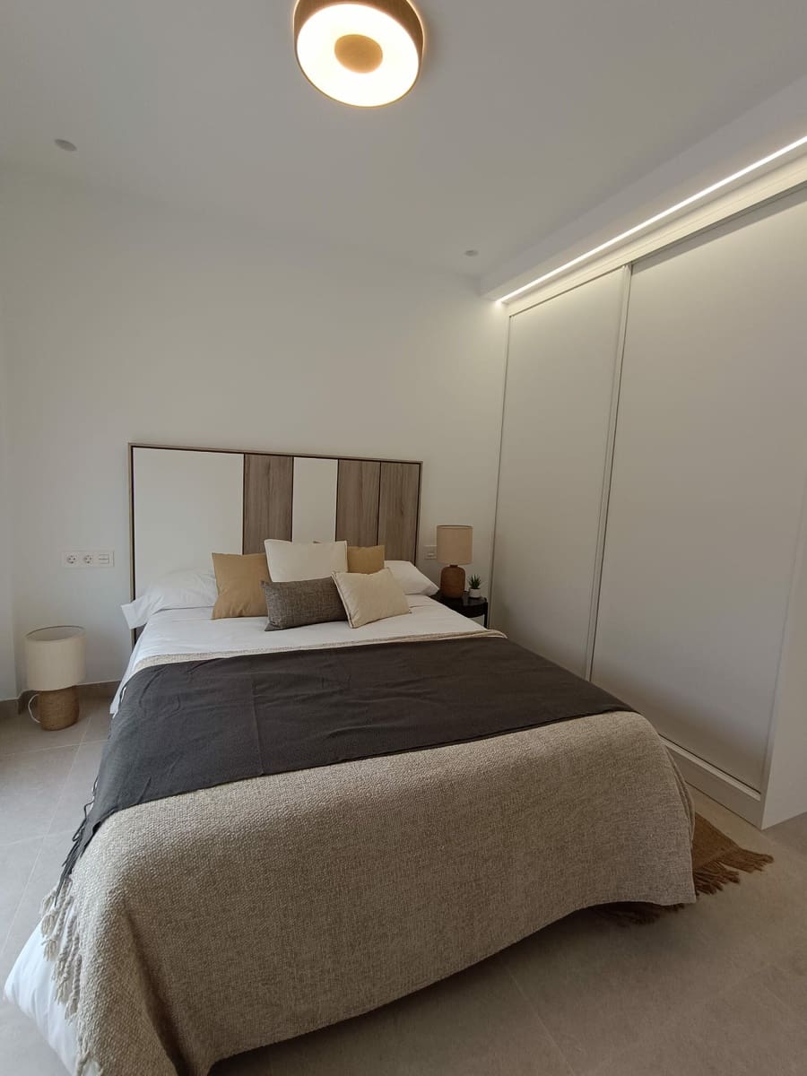 3 bedroom Villa for sale in Pilar de la Horadada with pool - € 439,000 (Ref: 7742282)