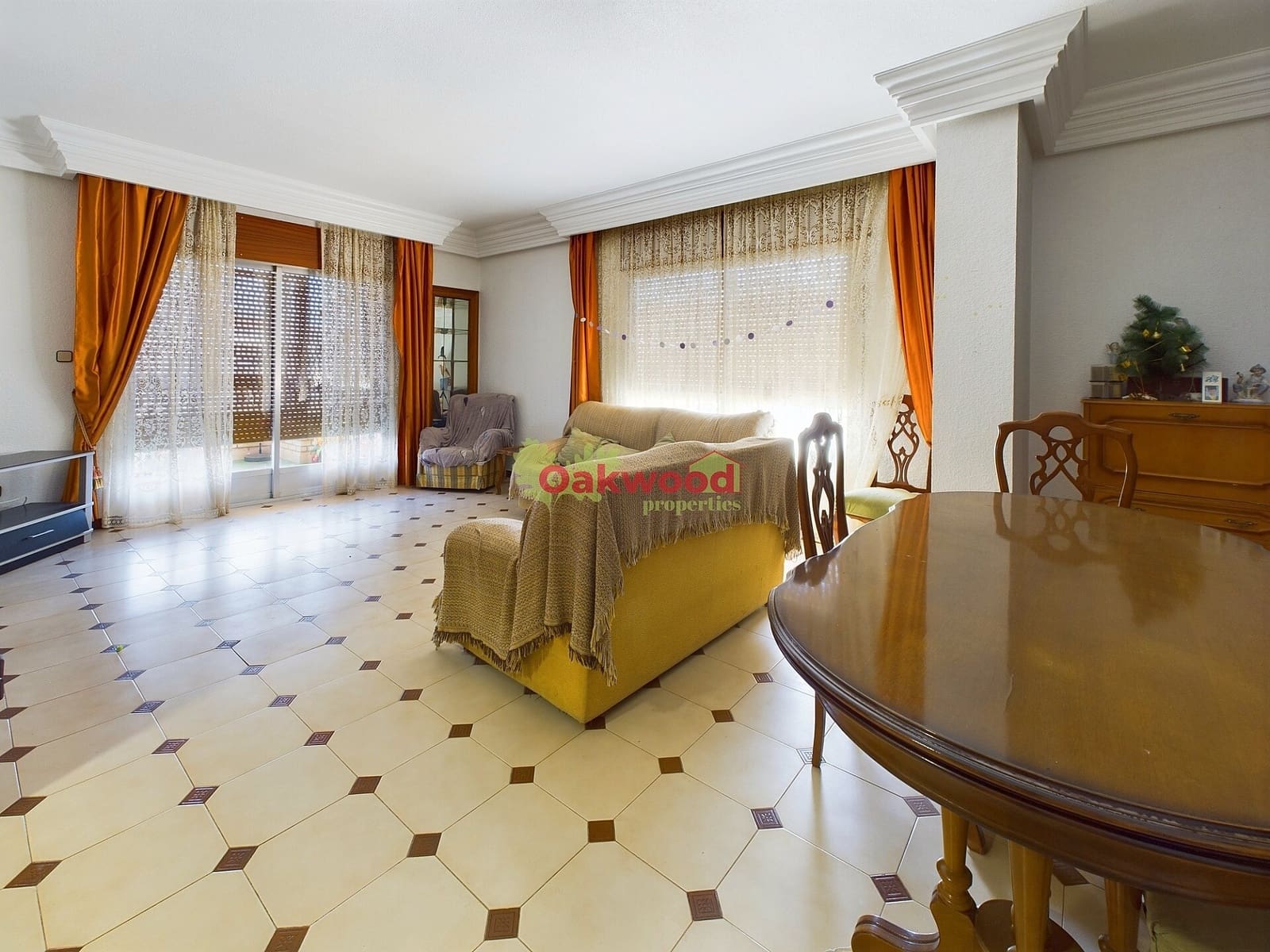 8 soveværelse Erhverv til salg i Pilar de la Horadada med swimmingpool garage - € 495.000 (Ref: 8421914)