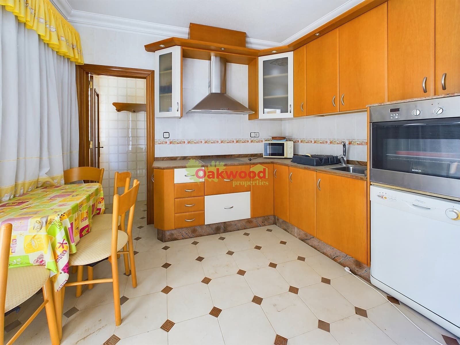 8 soveværelse Erhverv til salg i Pilar de la Horadada med swimmingpool garage - € 495.000 (Ref: 8421914)