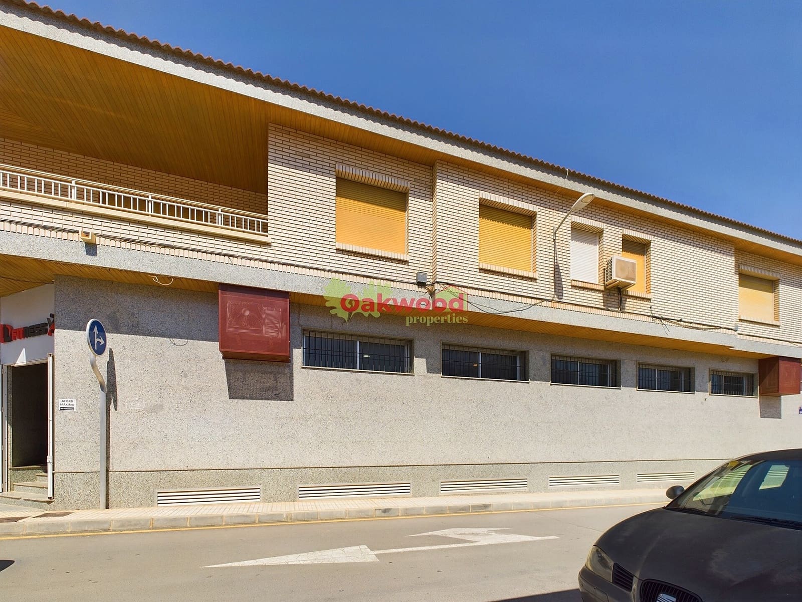 8 soveværelse Erhverv til salg i Pilar de la Horadada med swimmingpool garage - € 495.000 (Ref: 8421914)