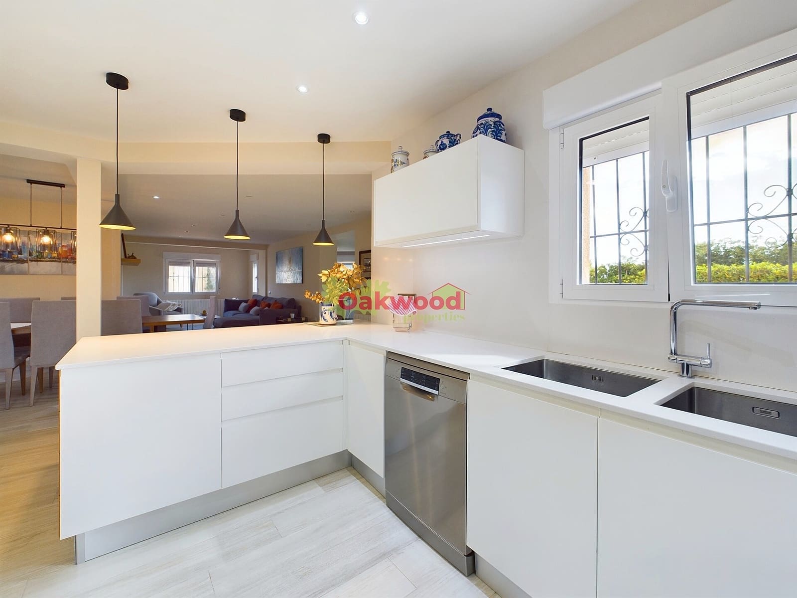 4 bedroom Villa for sale in Pinar de Campoverde with pool garage - € 655,000 (Ref: 8592678)