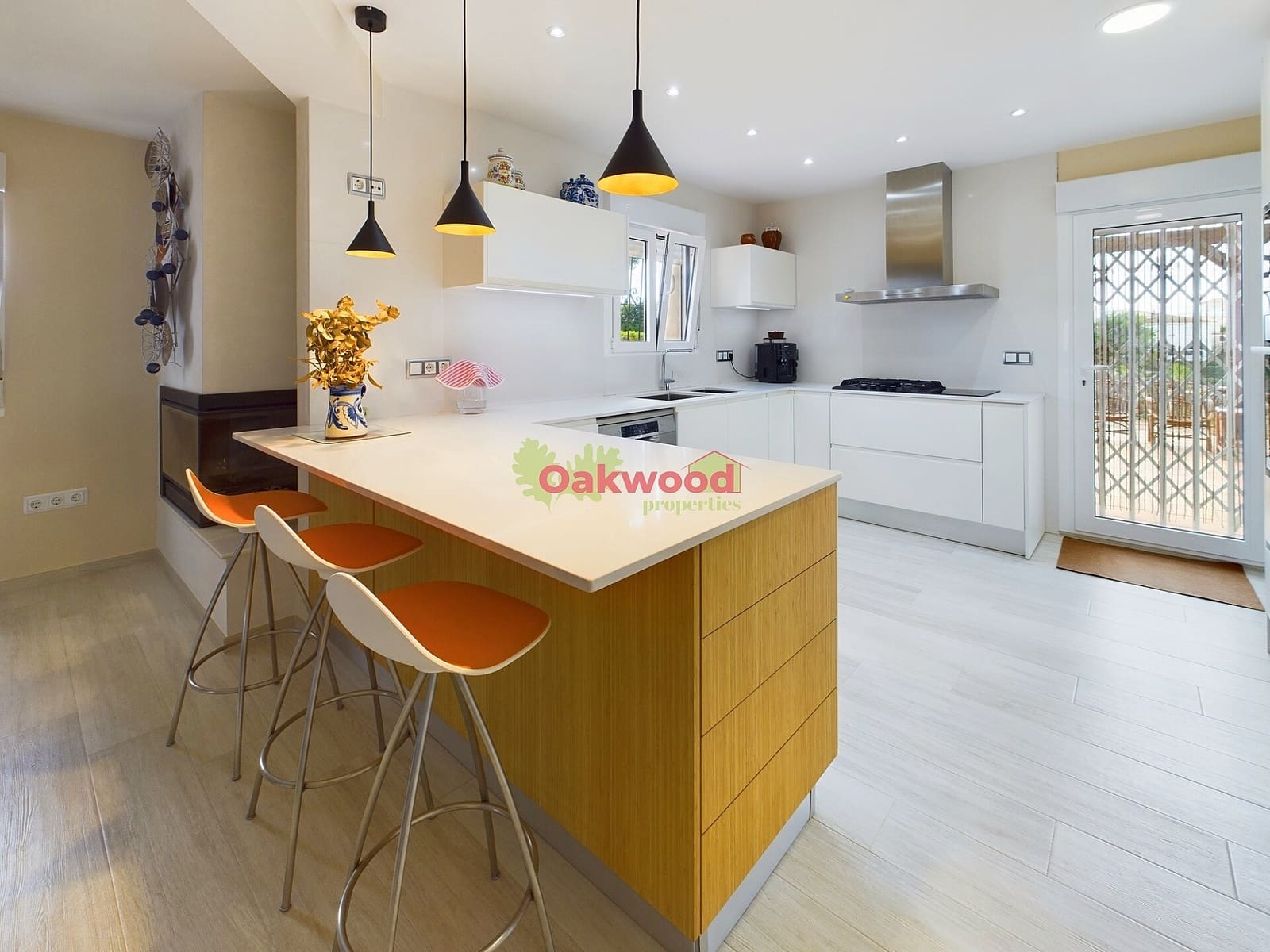 4 bedroom Villa for sale in Pinar de Campoverde with pool garage - € 655,000 (Ref: 8592678)