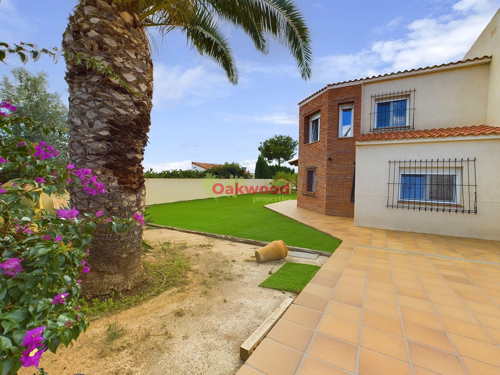 4 bedroom Villa for sale in Pinar de Campoverde with pool garage - € 655,000 (Ref: 8592678)