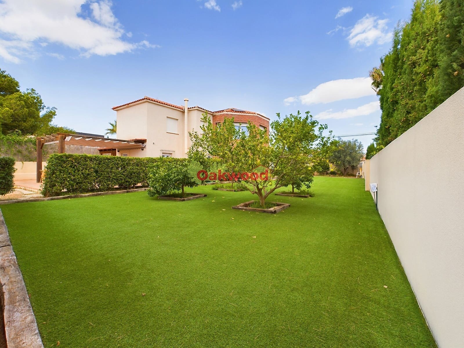 4 bedroom Villa for sale in Pinar de Campoverde with pool garage - € 655,000 (Ref: 8592678)