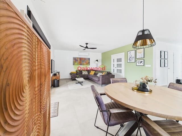 4 bedroom Villa for sale in Pinar de Campoverde, Pilar de la Horadada with pool - € 649,000 (Ref: 8981410)