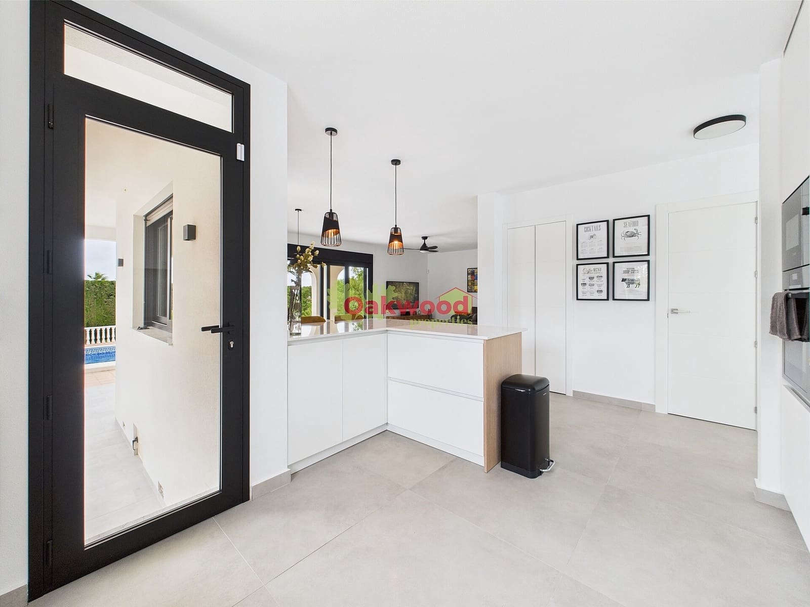 4 slaapkamer Villa te koop in Pinar de Campoverde met zwembad - € 649.000 (Ref: 8981410)