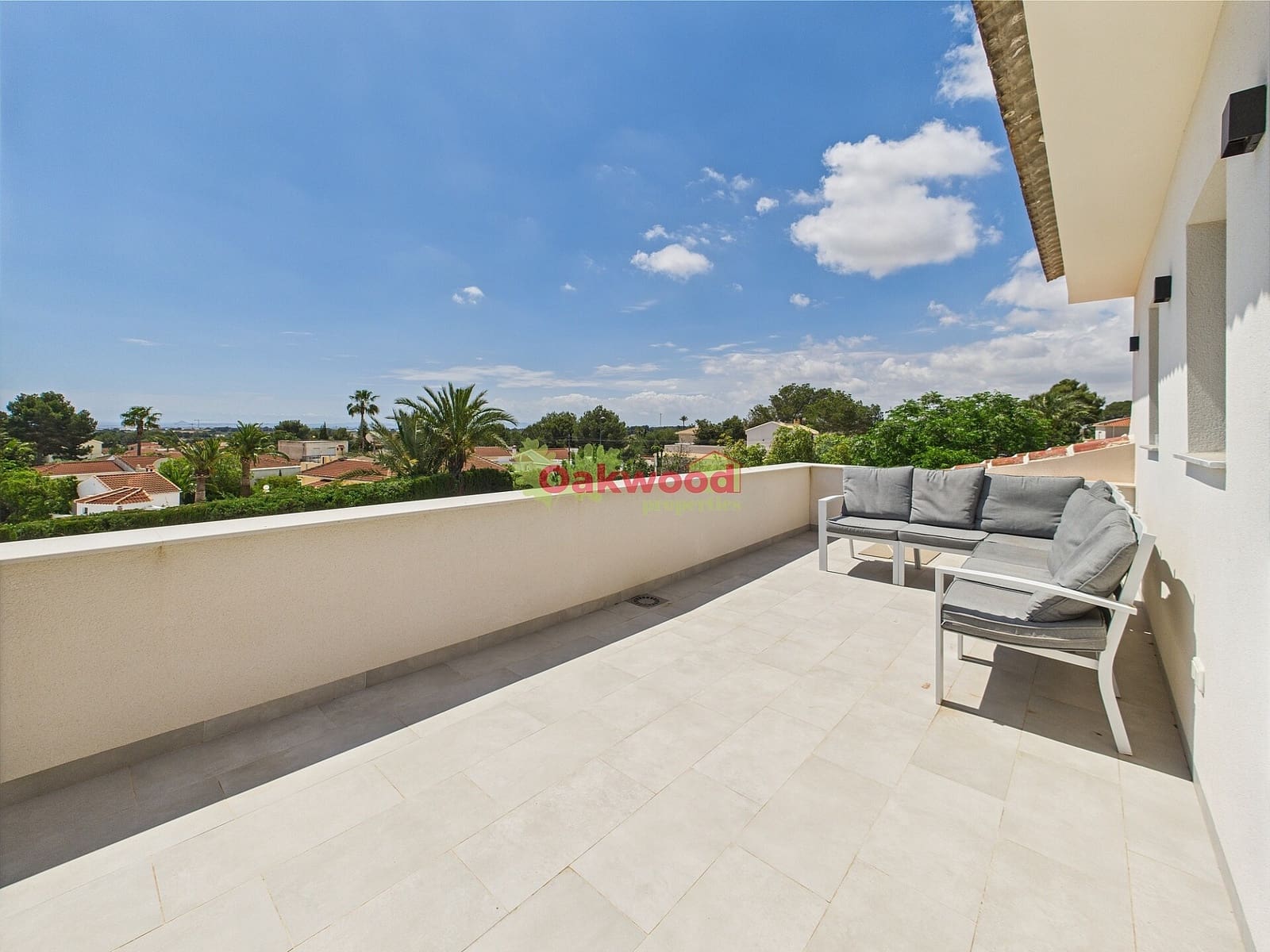 4 slaapkamer Villa te koop in Pinar de Campoverde met zwembad - € 649.000 (Ref: 8981410)