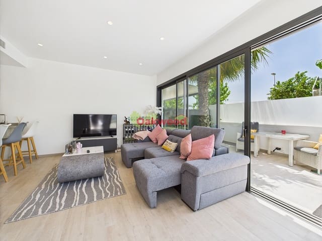 3 soveværelse Semi-Rækkehus til salg i Pilar de la Horadada med swimmingpool - € 369.000 (Ref: 9046286)