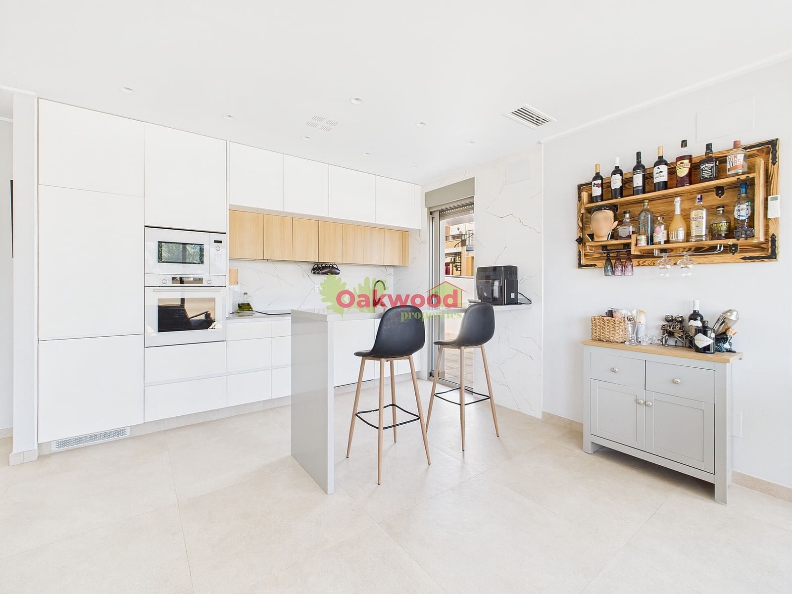 Apartamento de 2 habitaciones en Torre de la Horadada en venta con piscina - 495.000 € (Ref: 9151026)