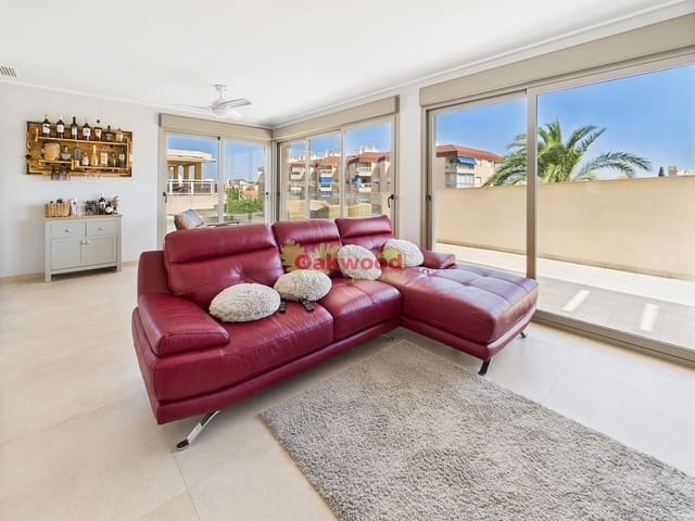 Apartamento de 2 habitaciones en Torre de la Horadada, Pilar de la Horadada en venta con piscina - 495.000 € (Ref: 9151026)