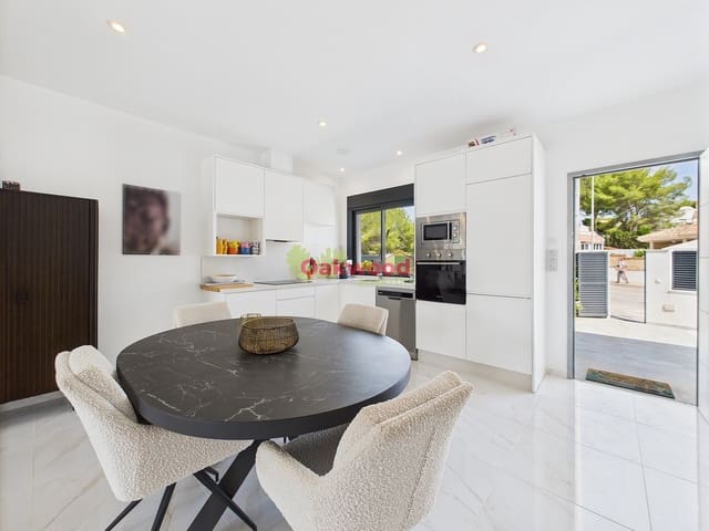 3 Zimmer Villa zu verkaufen in Pinar de Campoverde, Pilar de la Horadada mit Pool - 422.500 € (Ref: 9168051)