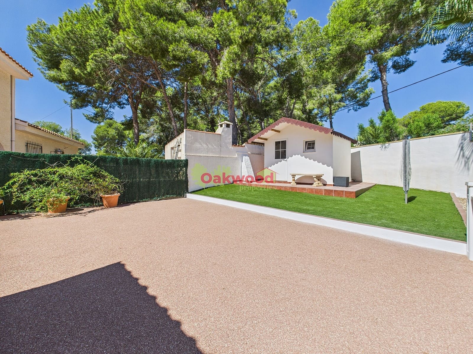 6 bedroom Villa for sale in Pinar de Campoverde with pool garage - € 525,000 (Ref: 9233144)