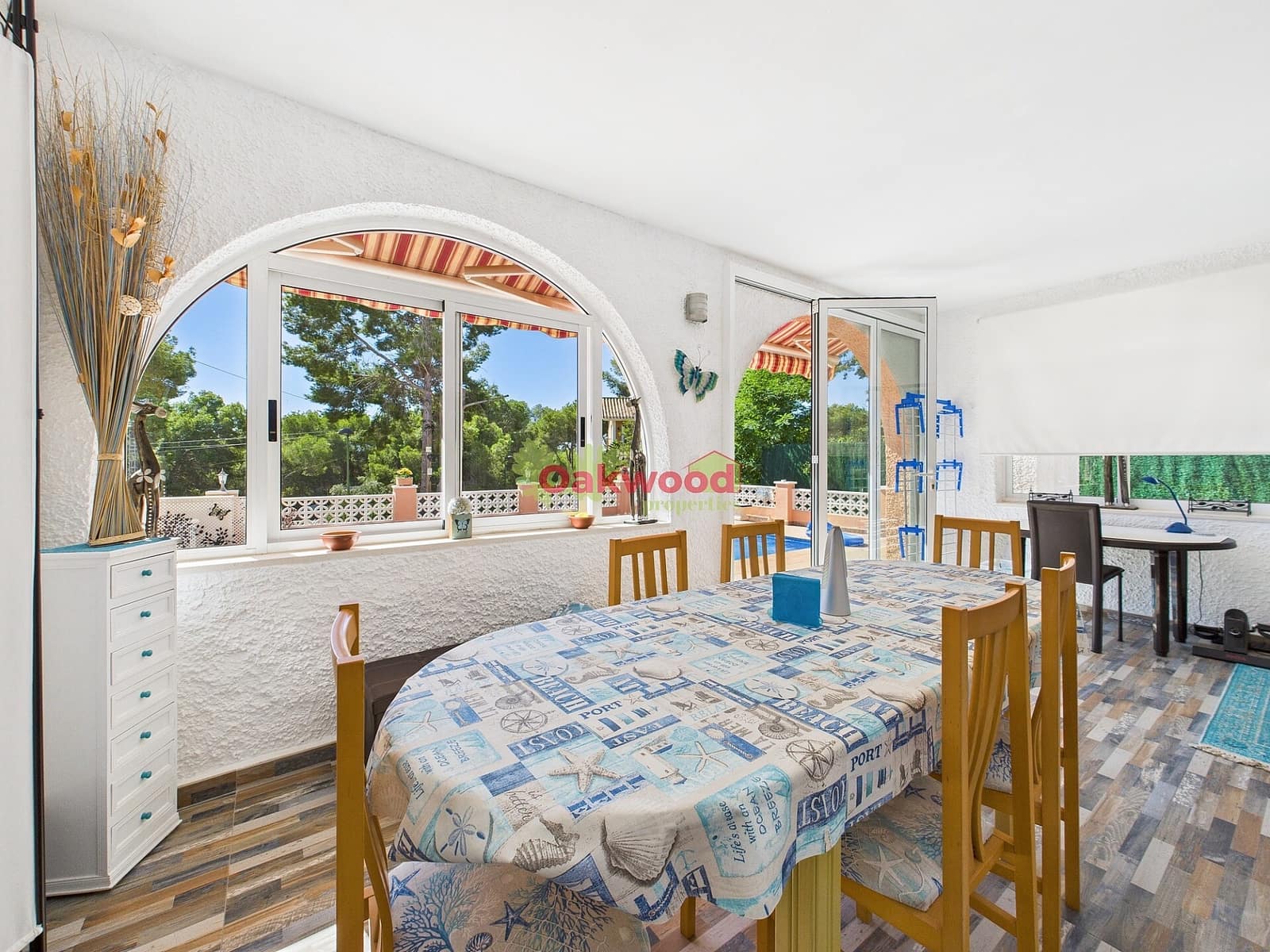 6 bedroom Villa for sale in Pinar de Campoverde with pool garage - € 525,000 (Ref: 9233144)