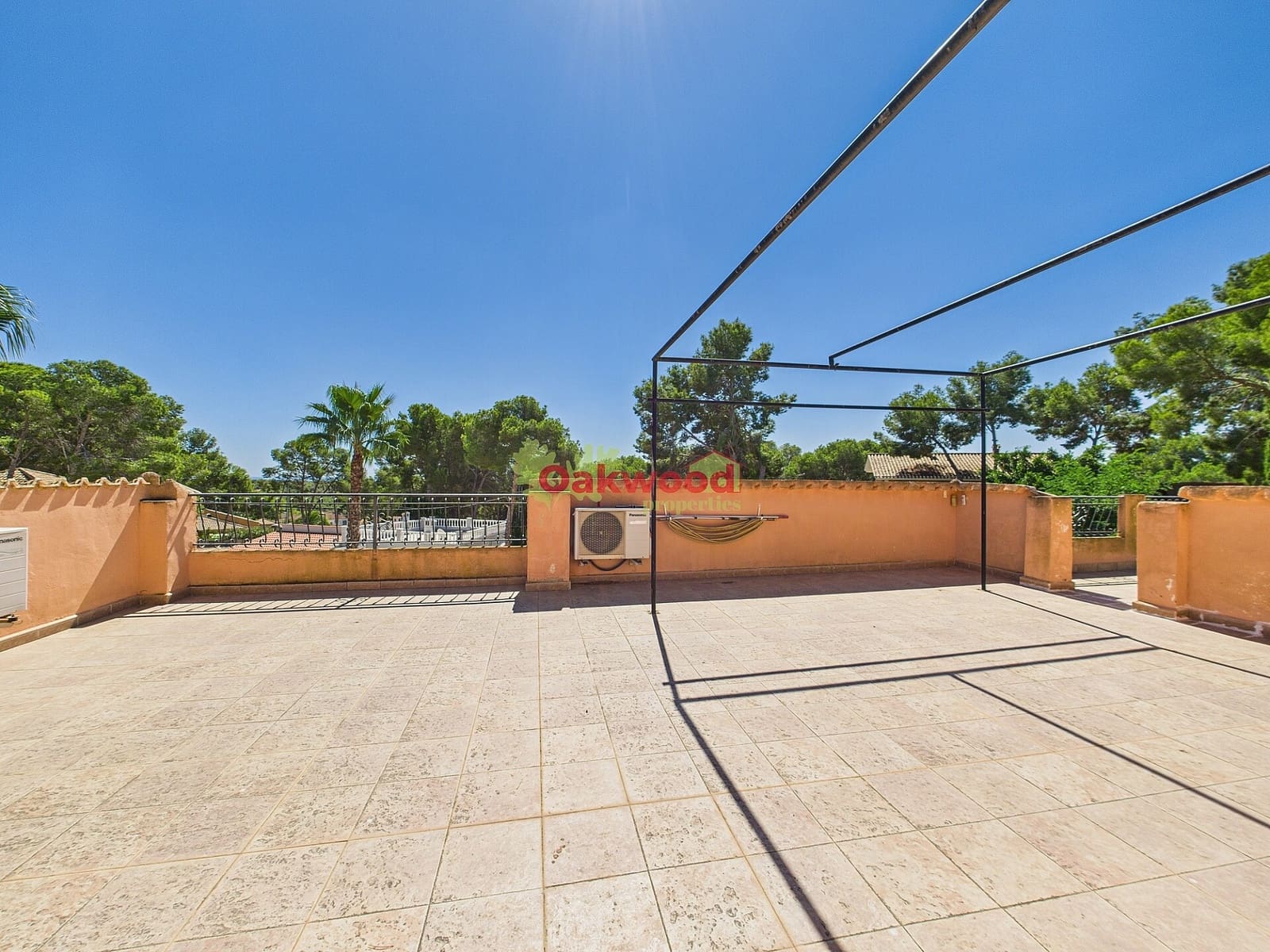 6 bedroom Villa for sale in Pinar de Campoverde with pool garage - € 525,000 (Ref: 9233144)