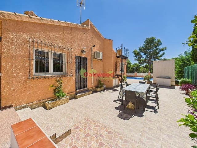 6 bedroom Villa for sale in Pinar de Campoverde, Pilar de la Horadada with pool garage - € 525,000 (Ref: 9233144)