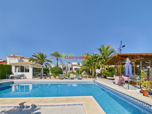 3 soverom Villa til salgs i Mil Palmeras, Pilar de la Horadada med svømmebasseng garasje - € 599 000 (Ref: 9293854)