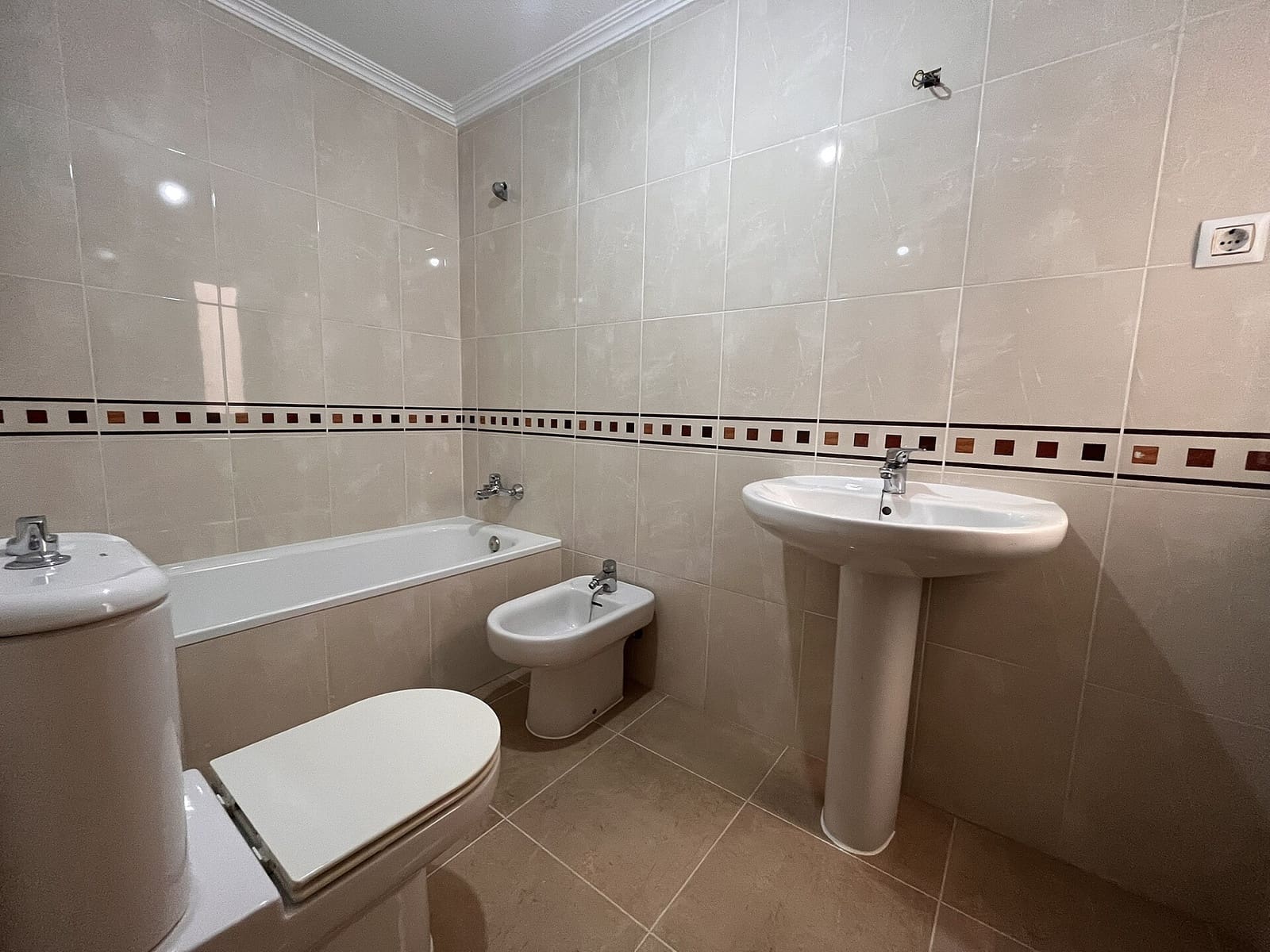 2 bedroom Apartment for sale in Pilar de la Horadada with pool - € 142,950 (Ref: 9311455)