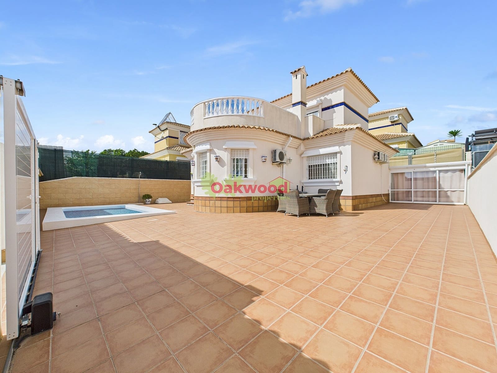 3 quarto Moradia para venda em Pinar de Campoverde com piscina - 319 500 € (Ref: 9313875)