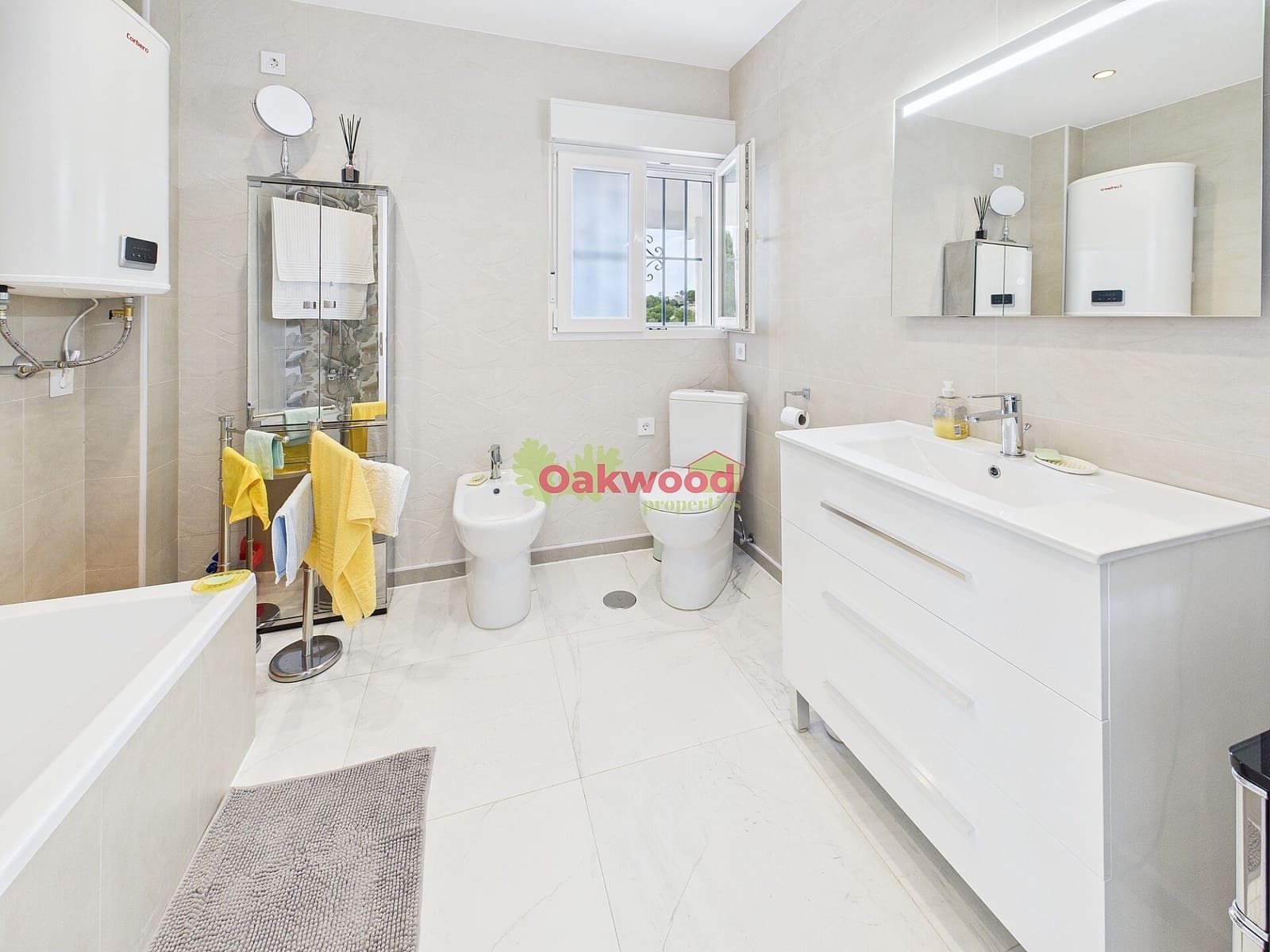 6 bedroom Villa for sale in Pinar de Campoverde with pool garage - € 569,000 (Ref: 9360767)