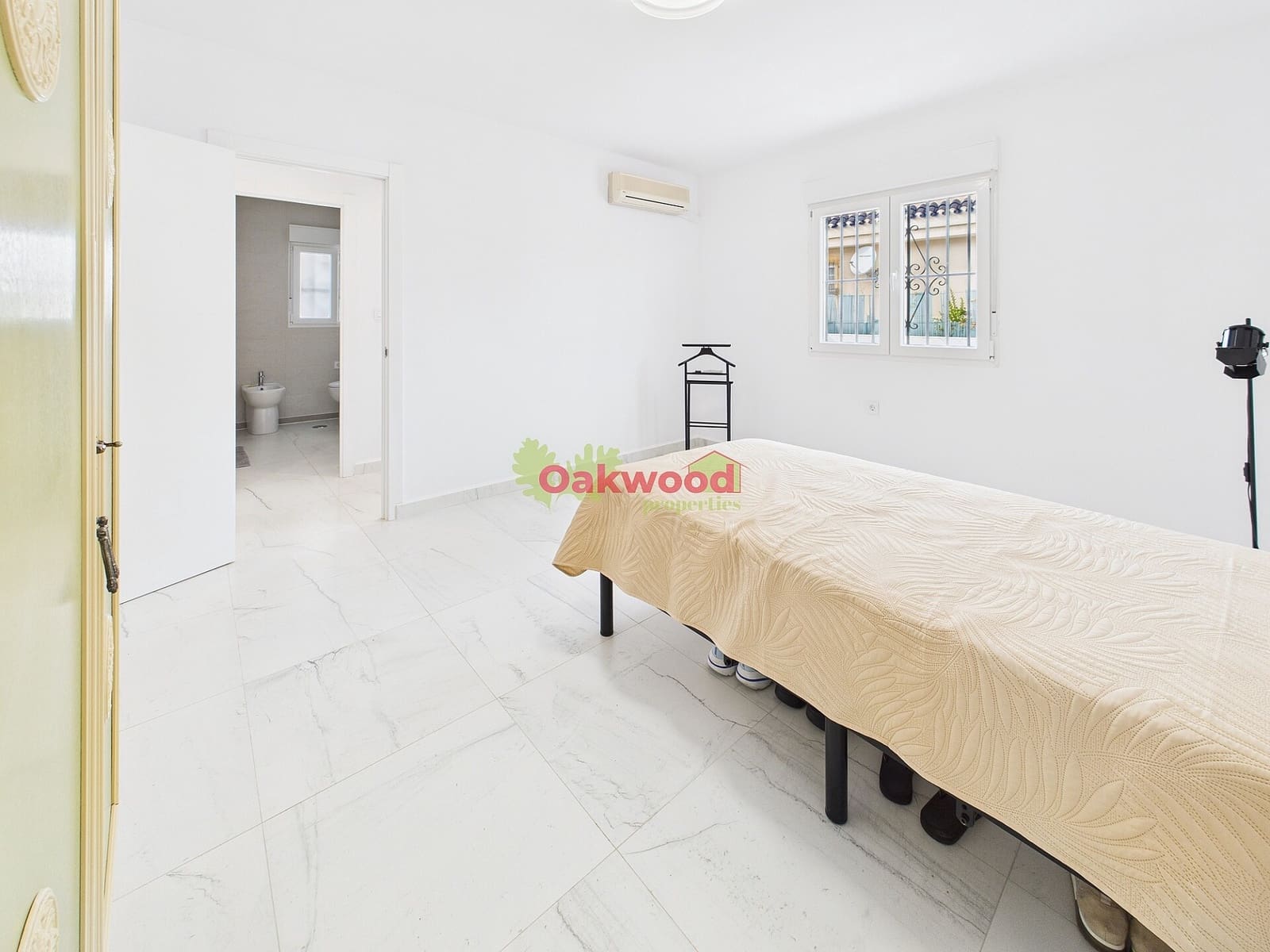 6 bedroom Villa for sale in Pinar de Campoverde with pool garage - € 569,000 (Ref: 9360767)