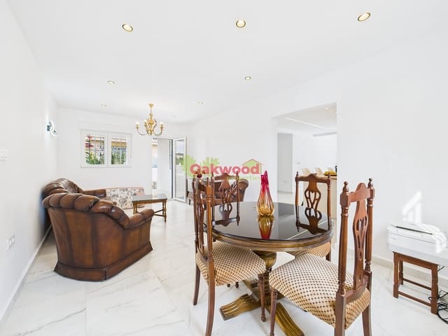 6 slaapkamer Villa te koop in Pinar de Campoverde, Pilar de la Horadada met zwembad garage - € 569.000 (Ref: 9360767)