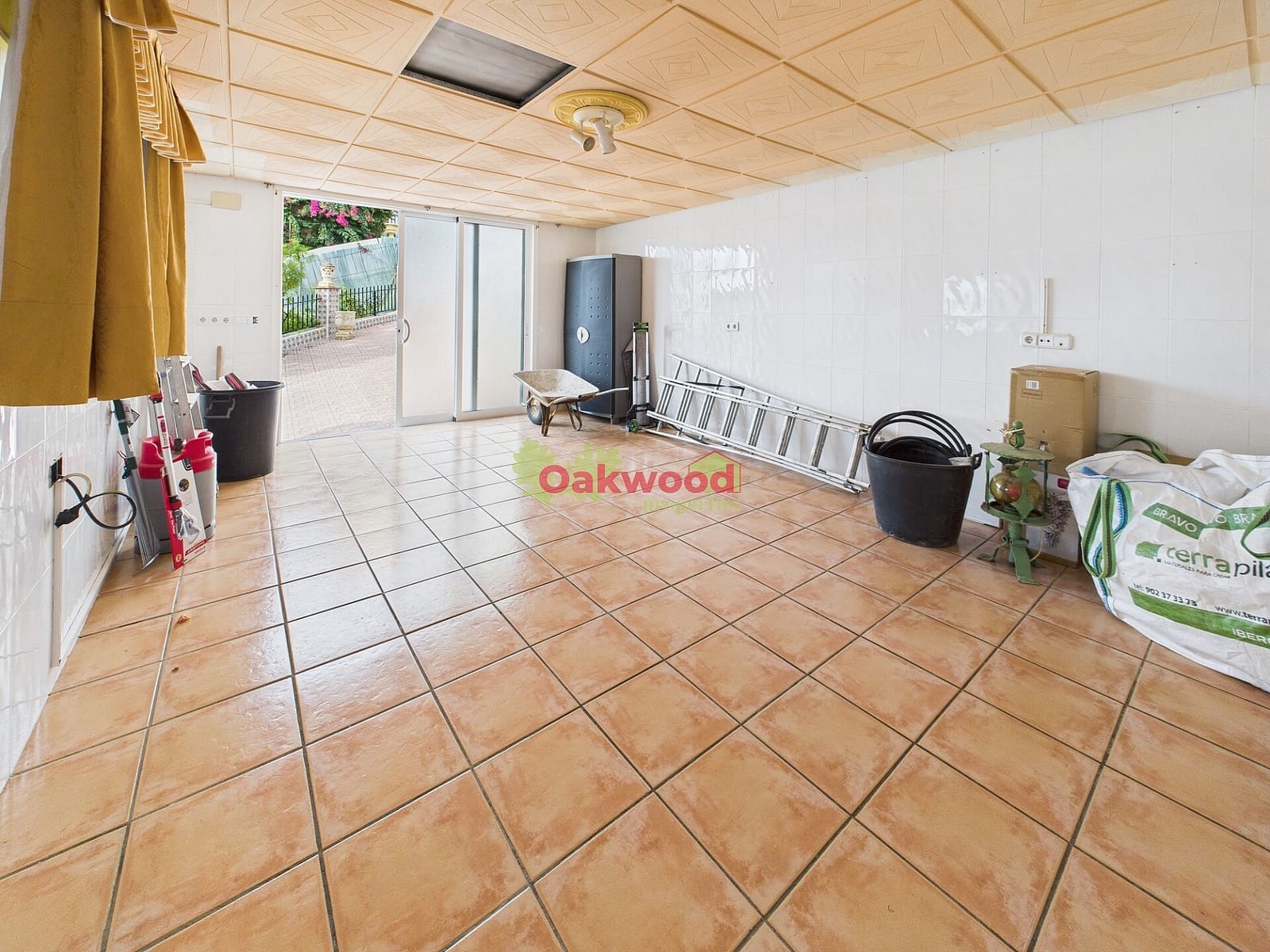 6 bedroom Villa for sale in Pinar de Campoverde with pool garage - € 569,000 (Ref: 9360767)