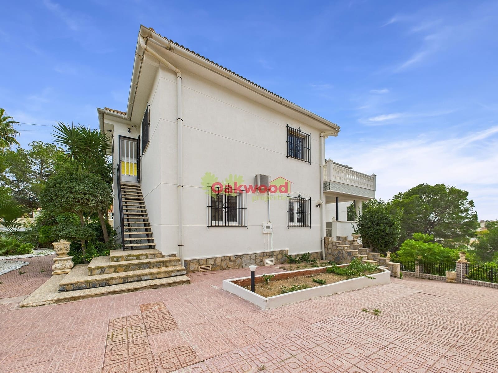 6 bedroom Villa for sale in Pinar de Campoverde with pool garage - € 569,000 (Ref: 9360767)