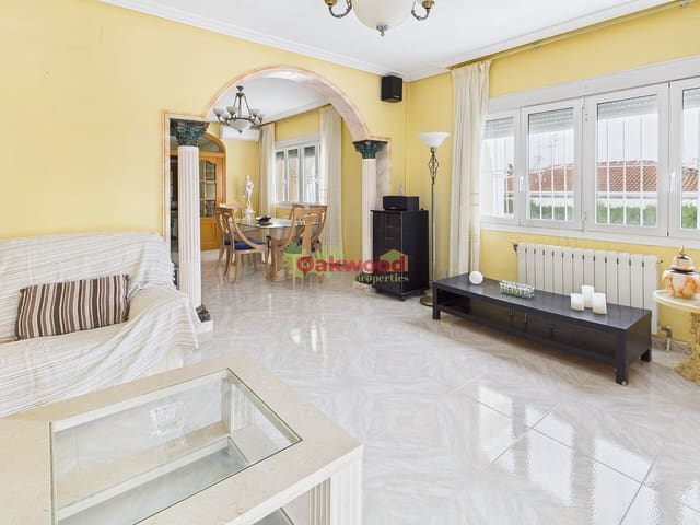 3 bedroom Villa for sale in Pinar de Campoverde, Pilar de la Horadada with pool - € 369,900 (Ref: 9388660)