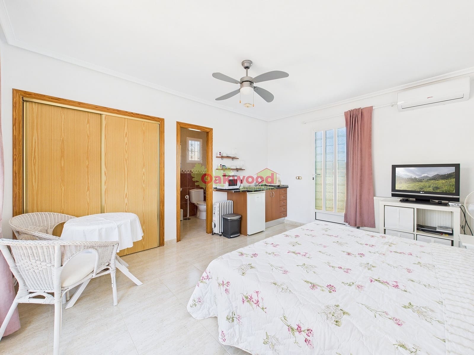 3 bedroom Villa for sale in Pinar de Campoverde with pool - € 259,900 (Ref: 9417713)