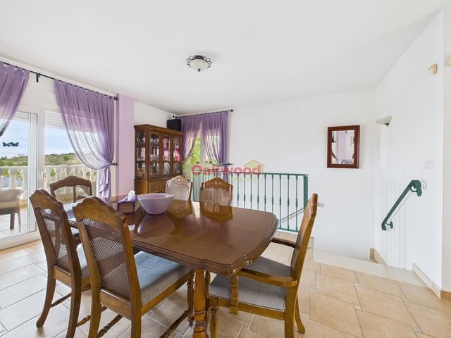 4 chambre Villa/Maison à vendre à Almoradí avec piscine garage - 599 990 € (Ref: 9534352)