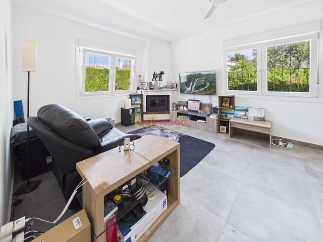 2 bedroom Villa for sale in Pinar de Campoverde, Pilar de la Horadada with pool garage - € 285,000 (Ref: 9645769)