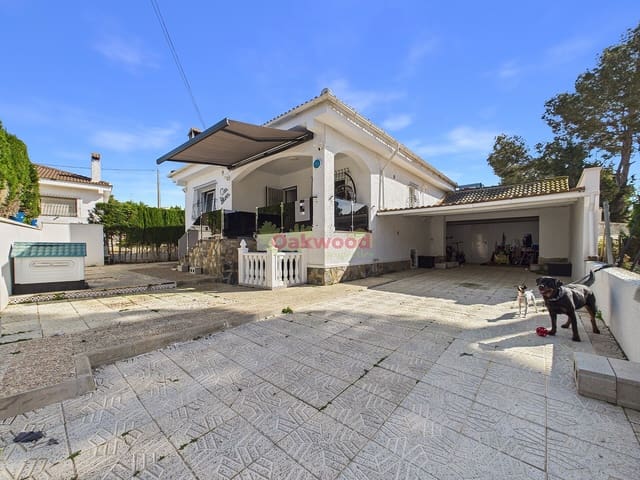 Chalet de 2 habitaciones en Pinar de Campoverde, Pilar de la Horadada en venta con piscina garaje - 285.000 € (Ref: 9645769)