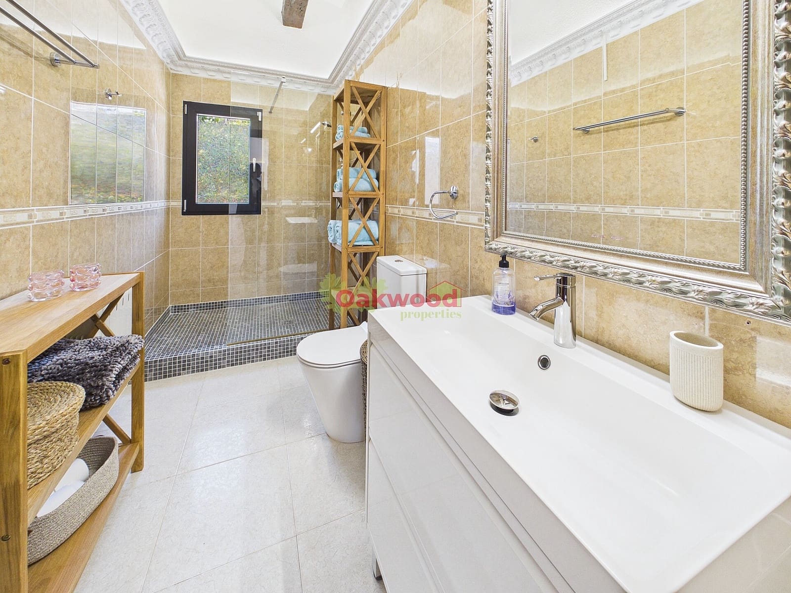 3 bedroom Villa for sale in Orihuela Costa with pool garage - € 1,250,000 (Ref: 9645770)