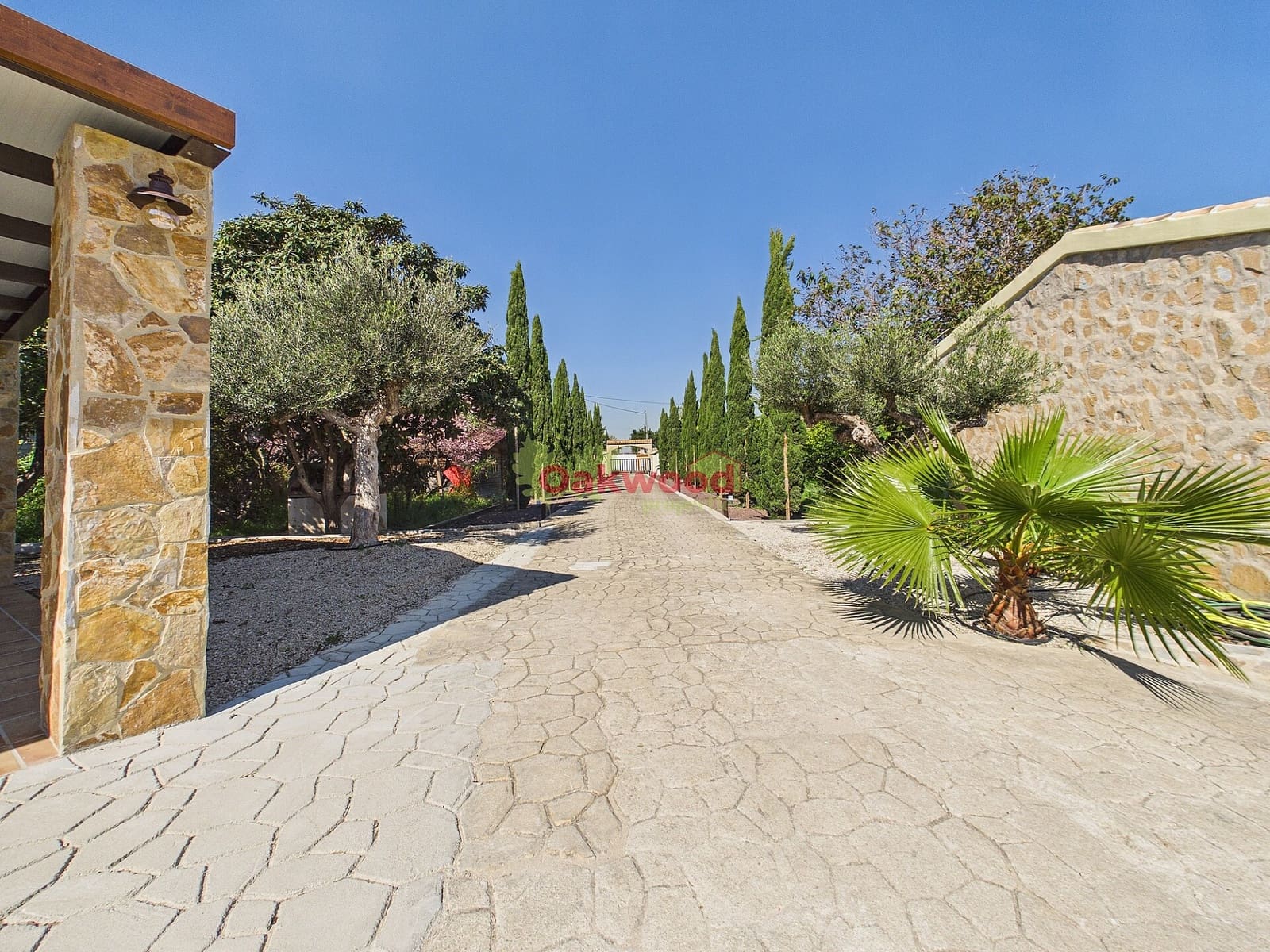 3 bedroom Villa for sale in Orihuela Costa with pool garage - € 1,250,000 (Ref: 9645770)