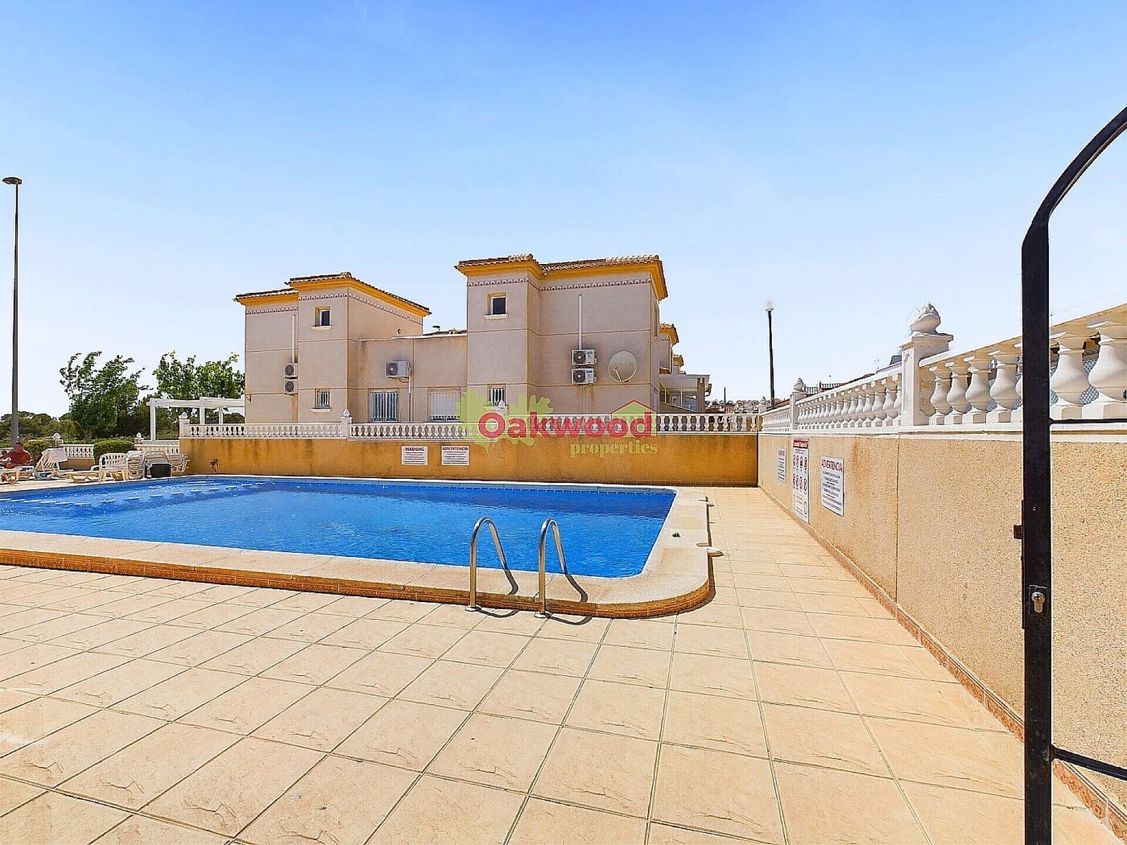 2 makuuhuone Paritalo myytävänä paikassa Pinar de Campoverde mukana uima-altaan - 136 500 € (Ref: 9654125)