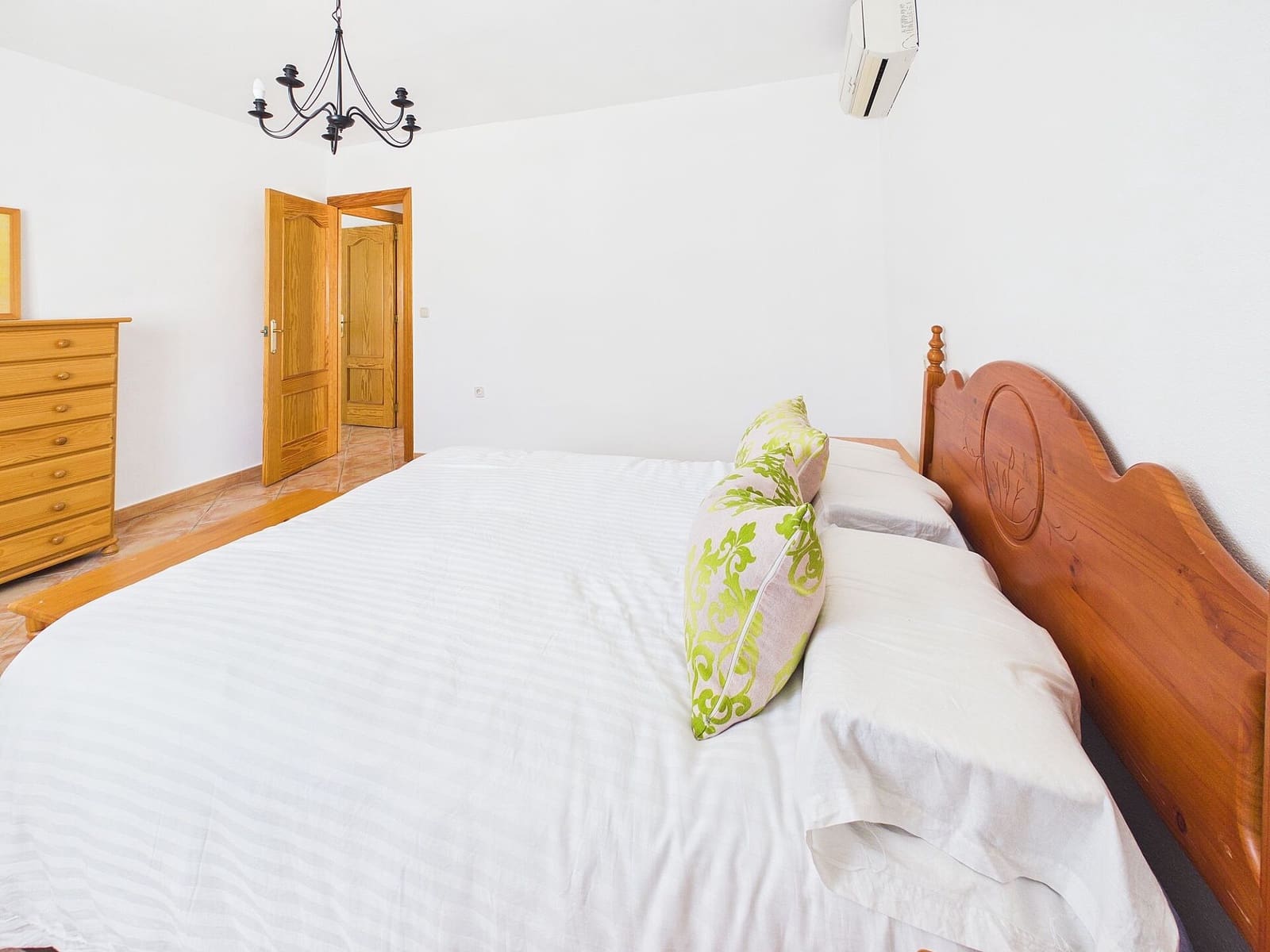 3 soveværelse Villa til salg i Albatera med swimmingpool - € 380.000 (Ref: 9684016)