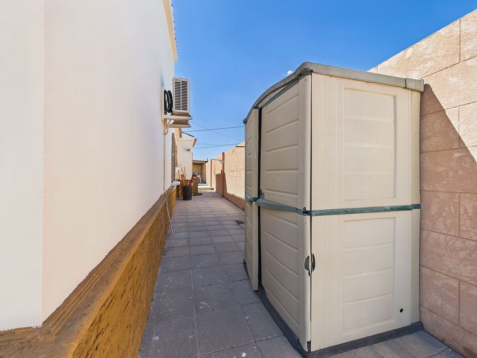 3 soveværelse Villa til salg i Albatera med swimmingpool - € 380.000 (Ref: 9684016)